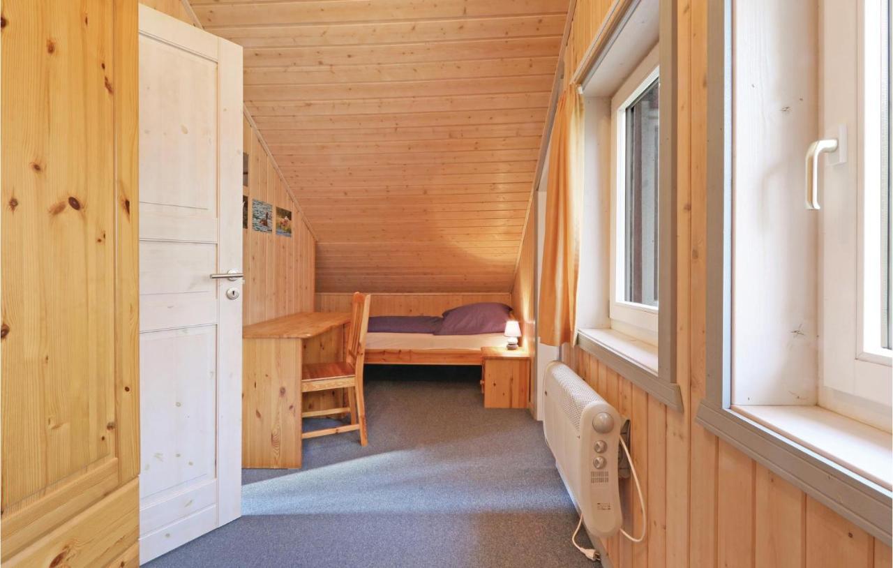 Cozy Home In Rechlin With Wifi ภายนอก รูปภาพ