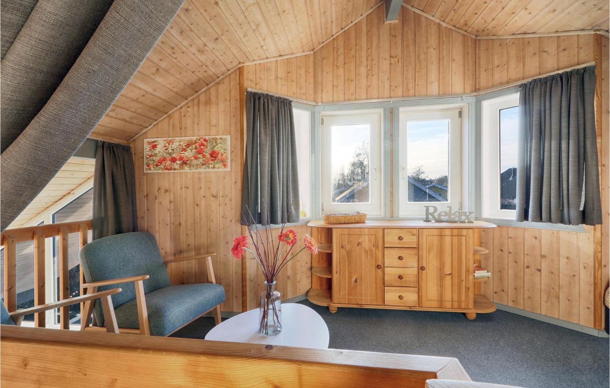 Cozy Home In Rechlin With Wifi ภายนอก รูปภาพ
