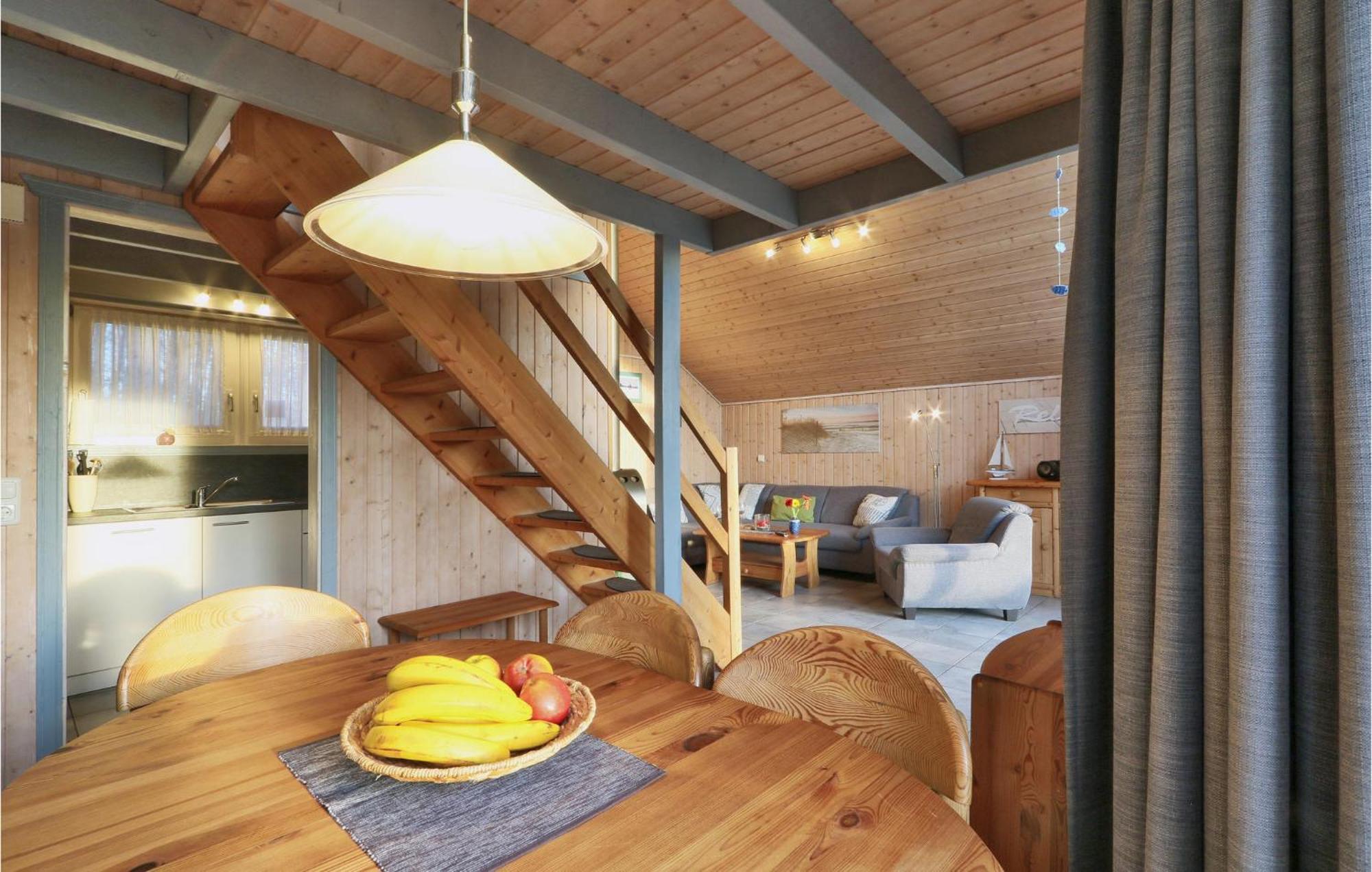 Cozy Home In Rechlin With Wifi ภายนอก รูปภาพ